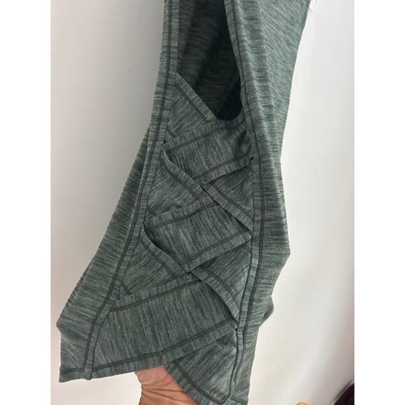 Lululemon Var-City Muscle Tank Size 8 Heathered Forest Green - Picture 3 of 5
